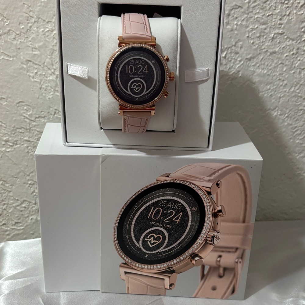 NWT Michael Kors Pink and Gold Smartwatch